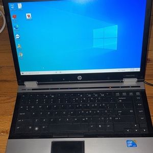 HP 8440P 14\" Laptop Intel Core i5 8GB Windows 10